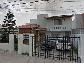 Casa en Venta en Juriquilla, Cartera Especial Bancaria!