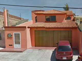 Casa en Mazatlán, a 5 minutos de la playa.