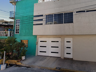 Casa en venta en La Perla, Nezahualcóyotl, TP