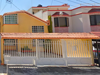 Casa en Remate en Valle Dorado, Tlalnepantla de baz