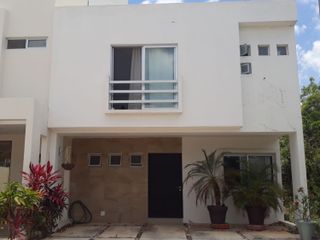 Casa en Renta Residencial  Arbolada en Cancún