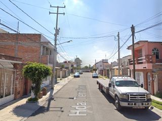 REMATE B. DE CASA EN LOS ARRAYANES SAN JUAN DEL RIO QUERETARO.