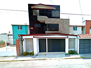 FL CASA EN VENTA, LA PROVIDENCIA, METEPEC, ESTADO DE MEXICO