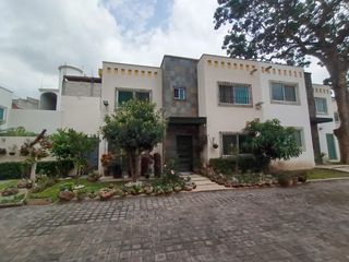 SE VENDE CASA EN EL CENTRO DE OAXTEPEC DE OPORTUNIDAD