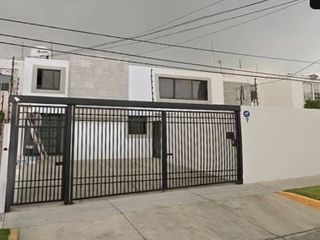 EXCELENTE CASA EN VENTA JUAN DE OÑADE, CD SATELITE NAUCALPAN,EDO MEX