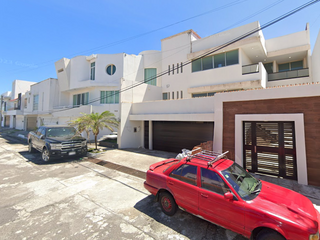 Hermosa Casa Remodelada en Veracruz, NO CREDITOS