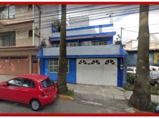 Casa de Recuperación Bancaria en Avenida Xalapa, Progreso Macuiltepec, Xalapa Enriquez, Veracruz.