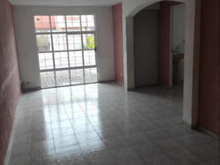 ¡Casa en Venta en Las Américas, Ecatepec de Morelos, Edomex!