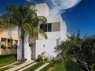 Casa en venta en Morelos en condominio con alberca 3 recamaras sports club laguna