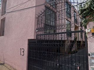 Remato excelente casa en Tlalpán Centro, Ciudad de México