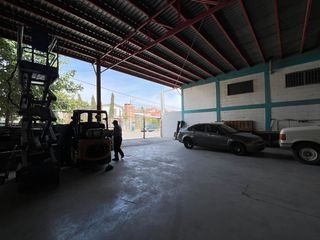 BODEGA, TECHUMBRE ALTA Y ESTACIONAMIENTO