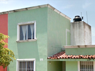 Casa en venta en Fraccionamiento Sol del Pacífico, Manzanillo, Colima en calle de Bahía de La Paz # 215