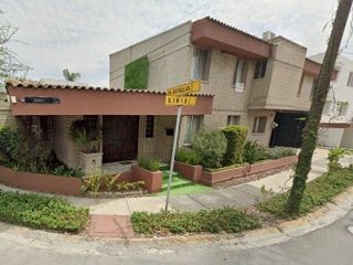 casa en venta en Sirio No. 201, Col. Country, Mpio. Monterrey, Nuevo León