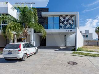 Casa en Venta en Hacienda San Ángel