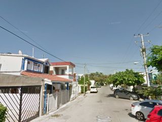¡APROVECHA ESTA INCREÍBLE OPORTUNIDAD PARA HACER CRECER TU PATRIMONIO! Casa en REMATE HIPOTECARIO BANCARIO Cancún, Quintana Roo, México