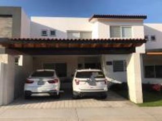 VENTA DE CASA EN LOMAS DE JURIQUILLA