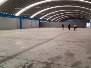 EXCELENTE BODEGA EN CORONANGO