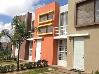 ! CASA EN VENTA, FRACC. PARQUE DEL PALMAR, TLAQUPAQUE, JALISCO. -CAMT