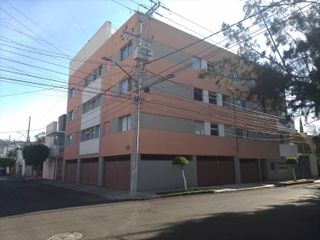 Departamento EXCLENTE UBICACIÓN, NUEVO REMODELADO (servicio de luz y agua incluidos)