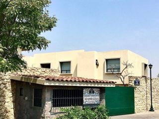 PASEO DEL FRESNO CONJUNTO CERRADO ATRÁS DE PLAZA SAN DIEGO VENTA CASA 183M2 CON ROOF GARDEN