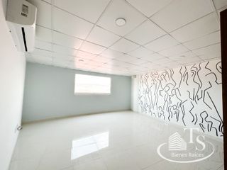 Consultorio NUEVO Hospital MOSCATI Juriquilla 42m2 INCLUYE mantenimiento