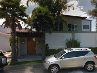 Casa en venta en Col. Bosquesa de las Lomas, Miguel Hidalgo  ¡Compra esta propiedad mediante Cesión de Derechos e incrementa tu patrimonio! ¡Contáctame, te digo cómo hacerlo!