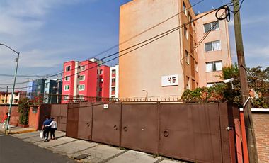 Se vende Departamento de 83m2, cercano a Plaza Pabellón Cuemanco