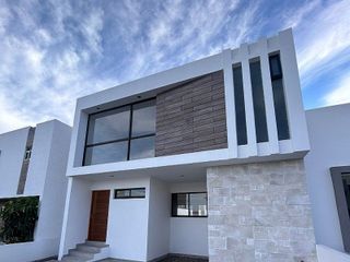 Casa en venta, Grand Juriquilla Querétaro.