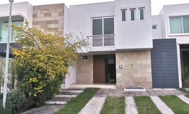 Casa en Venta en Senderos de Las Moras Galerias Sur Santa Anita