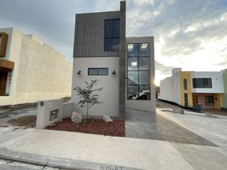 Venta casa excelente proyecto arquitectónico 3 recamaras ciudad tres Marías Morelia