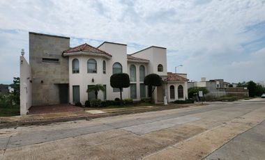 OPORTUNIDAD BAJA A $15,000,000.00 VENDO HERMOSA RESIDENCIA 4 RECAMARAS FRACC PORTA FONTANA $16,900,000.00 LLAMA !!!