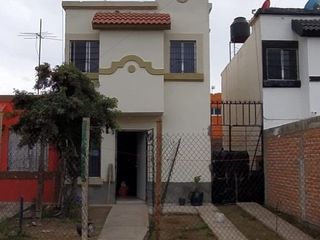 CASA EN VENTA EN VILLAS DEL VERGEL AGUASCALIENTES