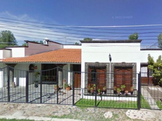 Gran Inversión!!! Hermosa y amplísima Casa en Remate Bancario en Calle De Las Mora 107, Juríca Pinar, Santiago de Querétaro, Qro.