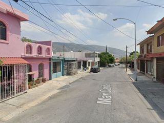 Atención Inversionistas!! venta de Casa en Rematel, Col. Loma Linda, Monterrey N.L.