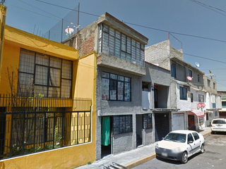 Casa en venta en Col. Santa María de las Rosas, Toluca ¡Compra esta propiedad mediante Cesión de Derechos e incrementa tu patrimonio! ¡Contáctame, te digo cómo hacerlo!