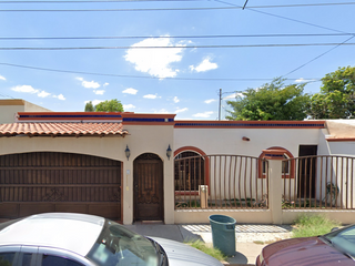 Casa en Recuperacion Bancaria por Periodista Hermosillo - AC93