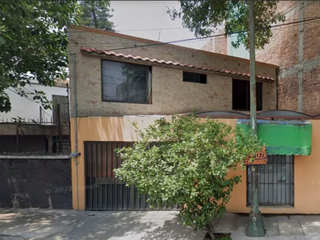 Casa en venta cerca de metro Tacuba ¡ Piensa en tú futuro!
