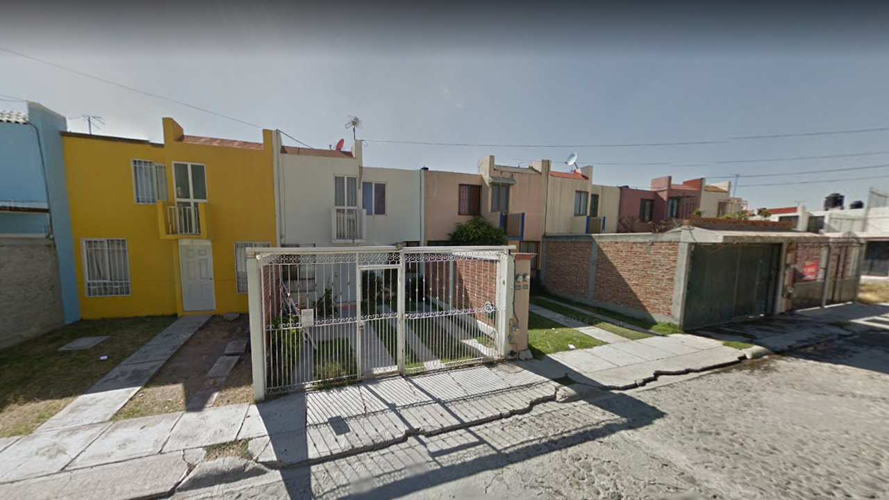 ED CASA EN VENTA COLONIA LA MISION CELAYA, GUANAJUATO