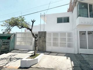 Casa duplex en venta en Loma Bonita
