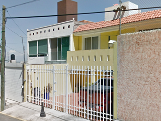 Casa en Recuperacion Bancaria porLa Calera Puebla - AC93