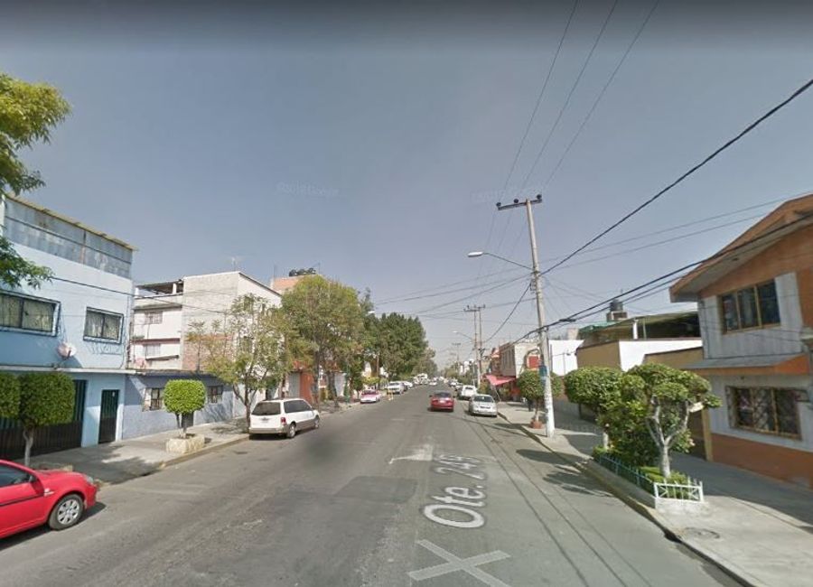 CASA VENTA RECUPERACION HIPOTECARIA EN Ote. 249 COL. Agrícola Oriental, Iztacalco , CDMX .*SOLO