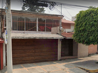 Bonita casa ubicada en la calle Medanos, Las aguilas, CDMX