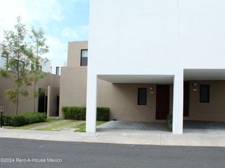 Casa en renta en Zibatá, Querétaro