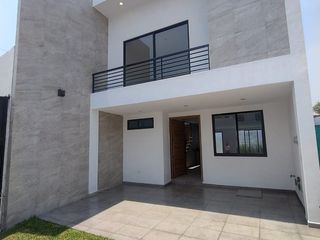 VENDO CASA NUEVA EN CHOLULA FRACCIONAMIENTO CORTIJO SAN DIEGO $3,300,000 3 NIVELES