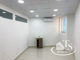 Consultorio DIVIDO en 2 Hospital MOSCATI Juriquilla 44m2  INCLUYE mtto.