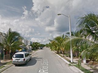 Aproveche Gran Oportunidad De Remate Bancario En Calle Rio Japura, Villas Riviera, Playa del Carmen, Quintana Roo