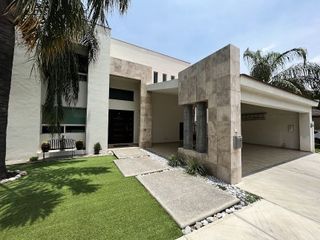 Casa en venta Las Jacarandas, Monterrey.