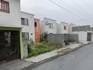 Casa en Col. Villa Florida, Reynosa, Tamaulipas., ¡Compra directa con el Banco, no se aceptan créditos!