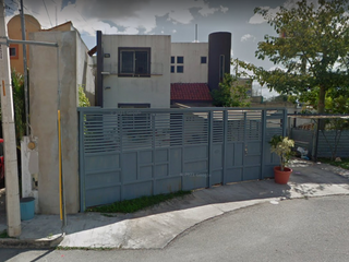 Casa en Calle 86 Residencial Pensiones Merida Yucatan Remate Bancario