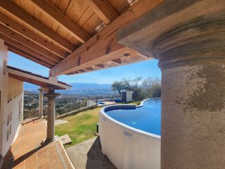 BONITA CASA CIRUELA I con alberca climatizada, vistas panorámicas con jardín enorme en Fracc Rancho San Diego Ixapan de la Sal EDOMEX
